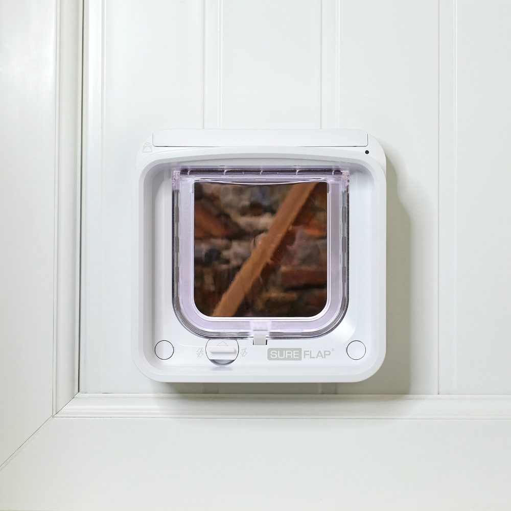 SureFlap Microchip Cat Flap Connect And Hub